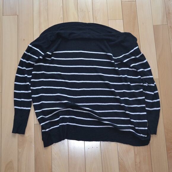 A New Day Sweater Black and White Stripes Size Medium (Women's) Quarter Sleeve - Picture 3 of 3